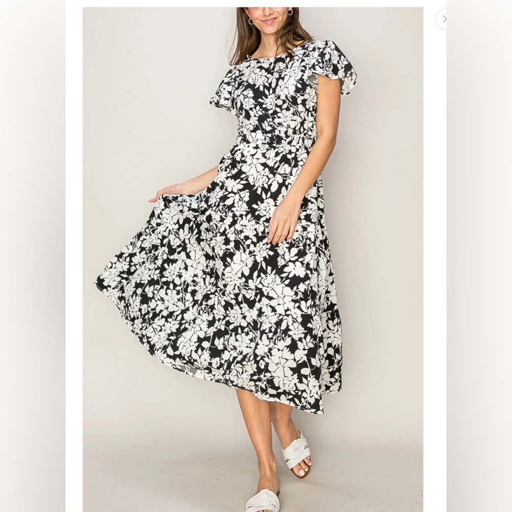 GREEN AND WHITE HYFVE Floral Midi Dress